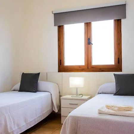 بيت للعطل Live Caletillas Taunus Pool كانديلاريا