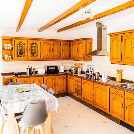 Live Caletillas Taunus Pool Hébergement de vacances