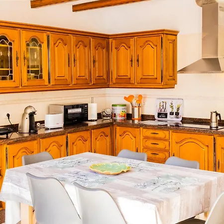 Live Caletillas Taunus Pool بيت للعطل