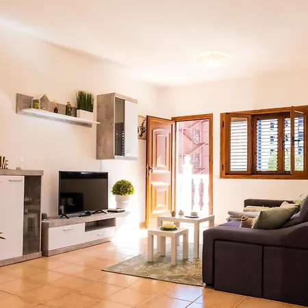 Live Caletillas Taunus Pool *