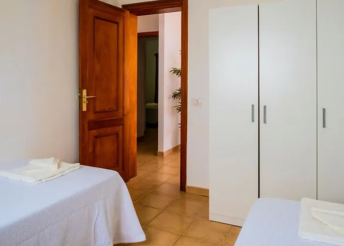 Live Caletillas Taunus Pool Holiday home *