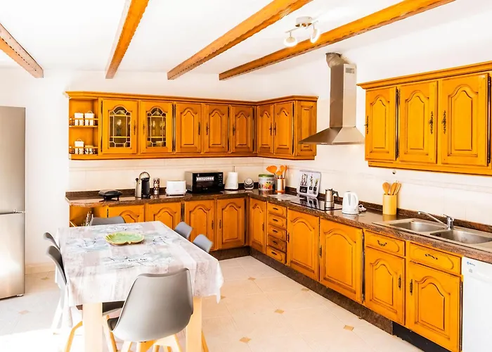 Live Caletillas Taunus Pool Holiday home